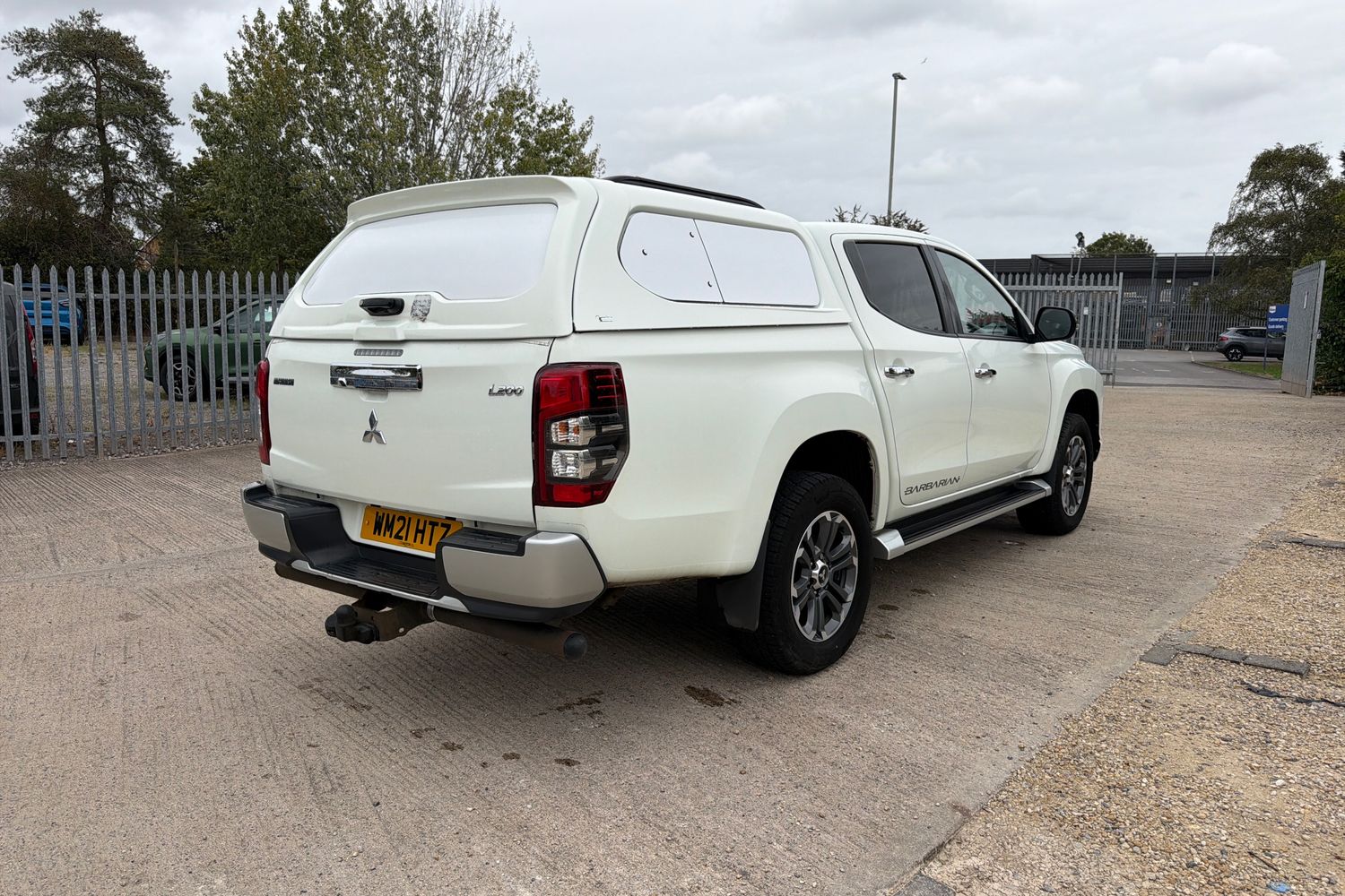 Mitsubishi L200 Photo 6
