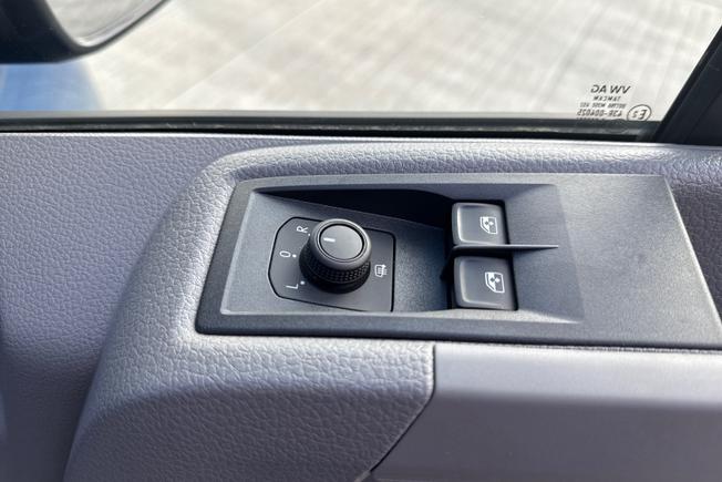 VOLKSWAGEN Crafter Photo 36
