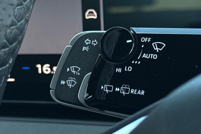 AUDI Q3 Photo 38