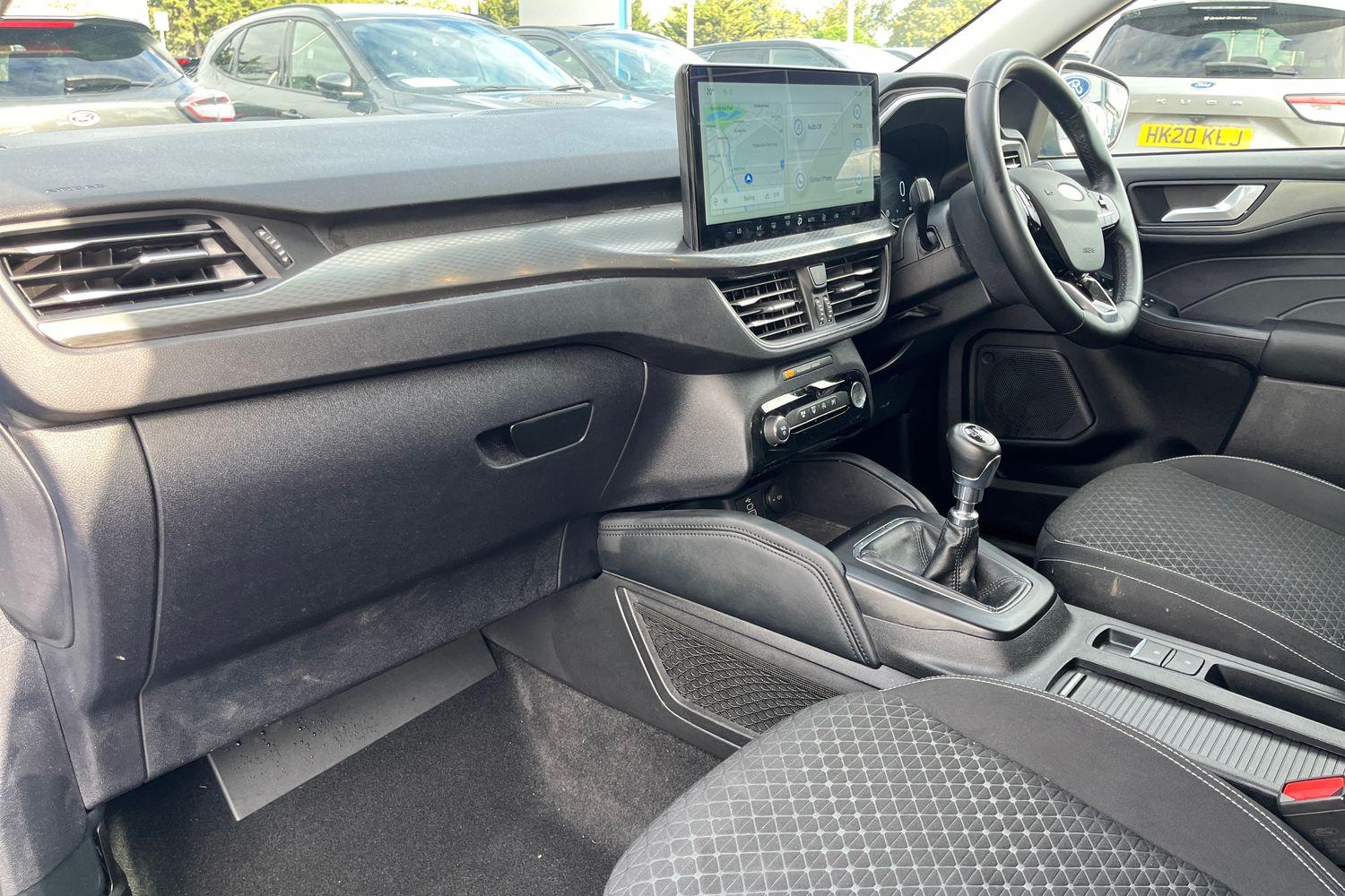 Ford KUGA Photo 17