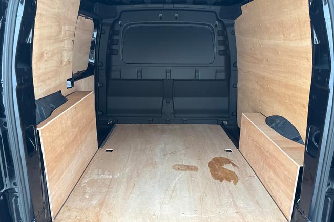 VOLKSWAGEN Caddy Photo 12