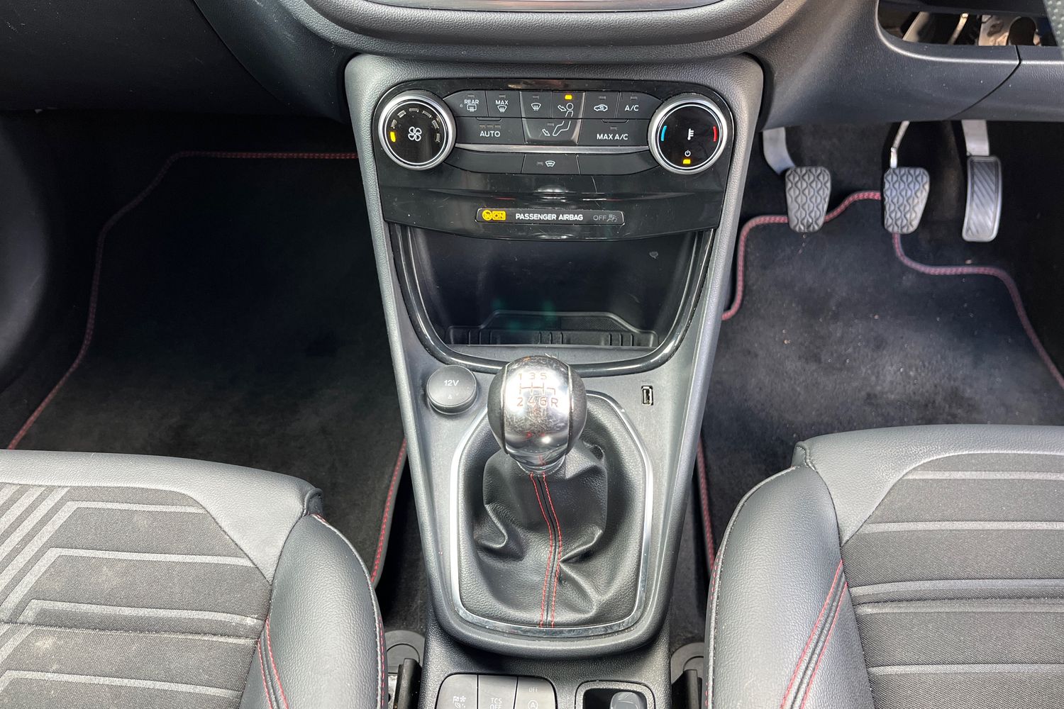 Ford Puma Photo 31