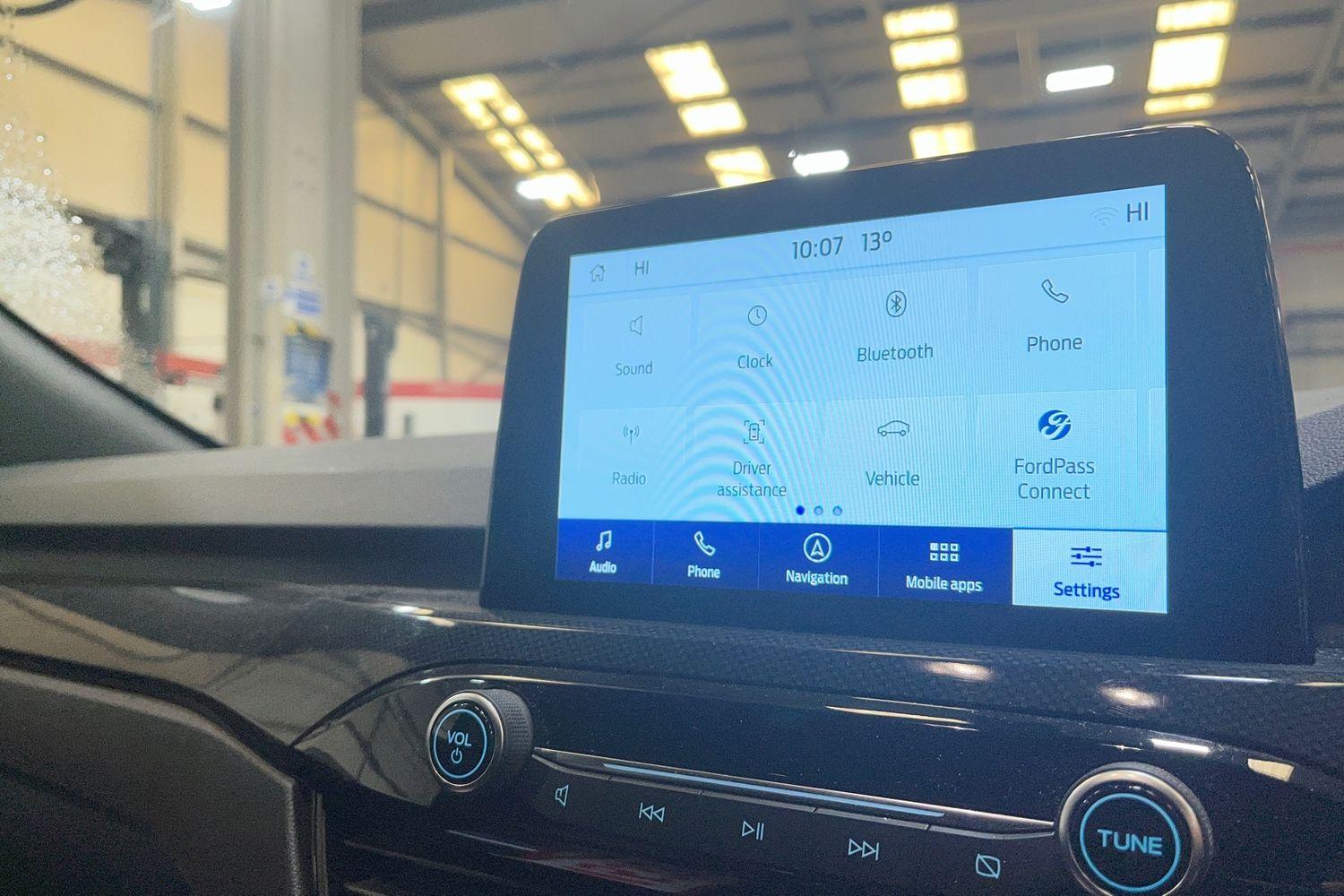 Ford KUGA Photo 34