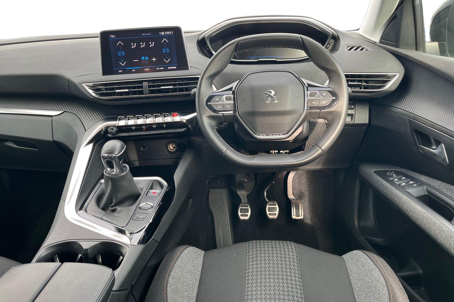 Peugeot 5008 Photo 10