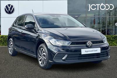 2023 VOLKSWAGEN Polo 1.0 TSI Life Hatchback 5dr Petrol DSG Euro 6 (s/s) (95 ps) at JCT600