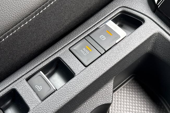 VOLKSWAGEN T-Roc Photo 46