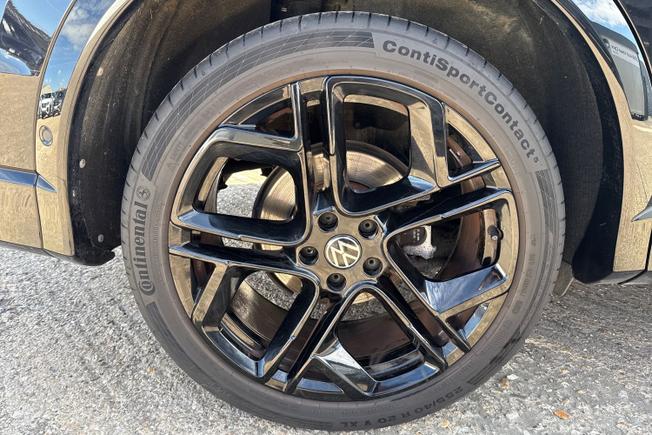VOLKSWAGEN Tiguan Photo 32