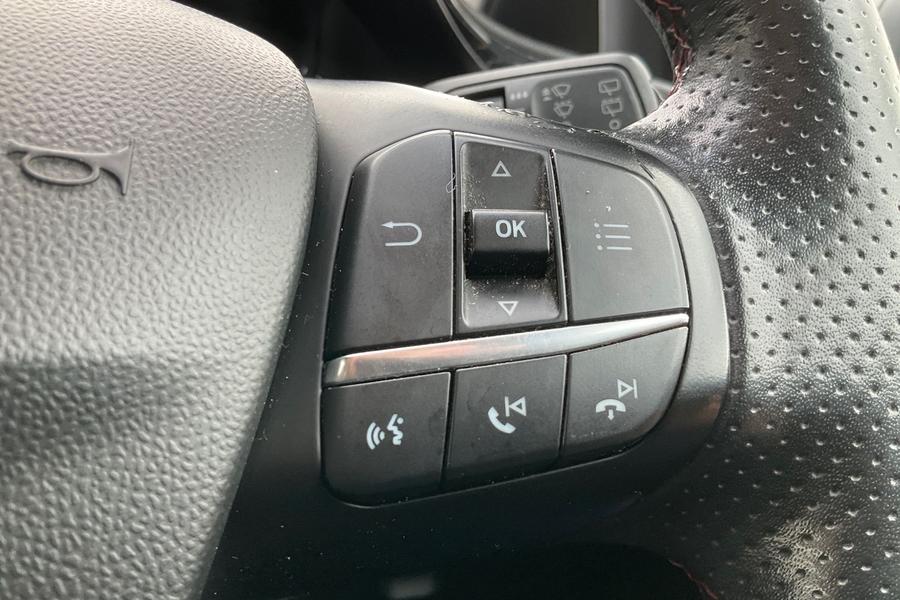 Ford FIESTA Photo autoimg-0d540afa5973160b9a82da5beed77423f9ef6e59.jpg