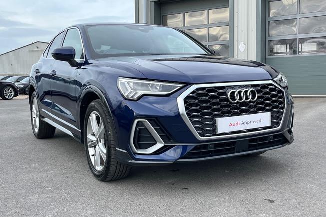 AUDI Q3 Photo 52