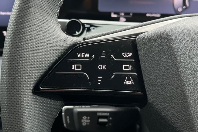 AUDI Q3 Photo 16