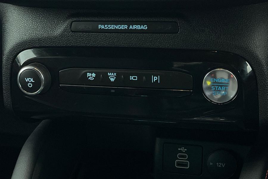 Ford KUGA Photo autoimg-0d5f3c504a8cf91ad740cedb6abf1b36574c2f9b.jpg