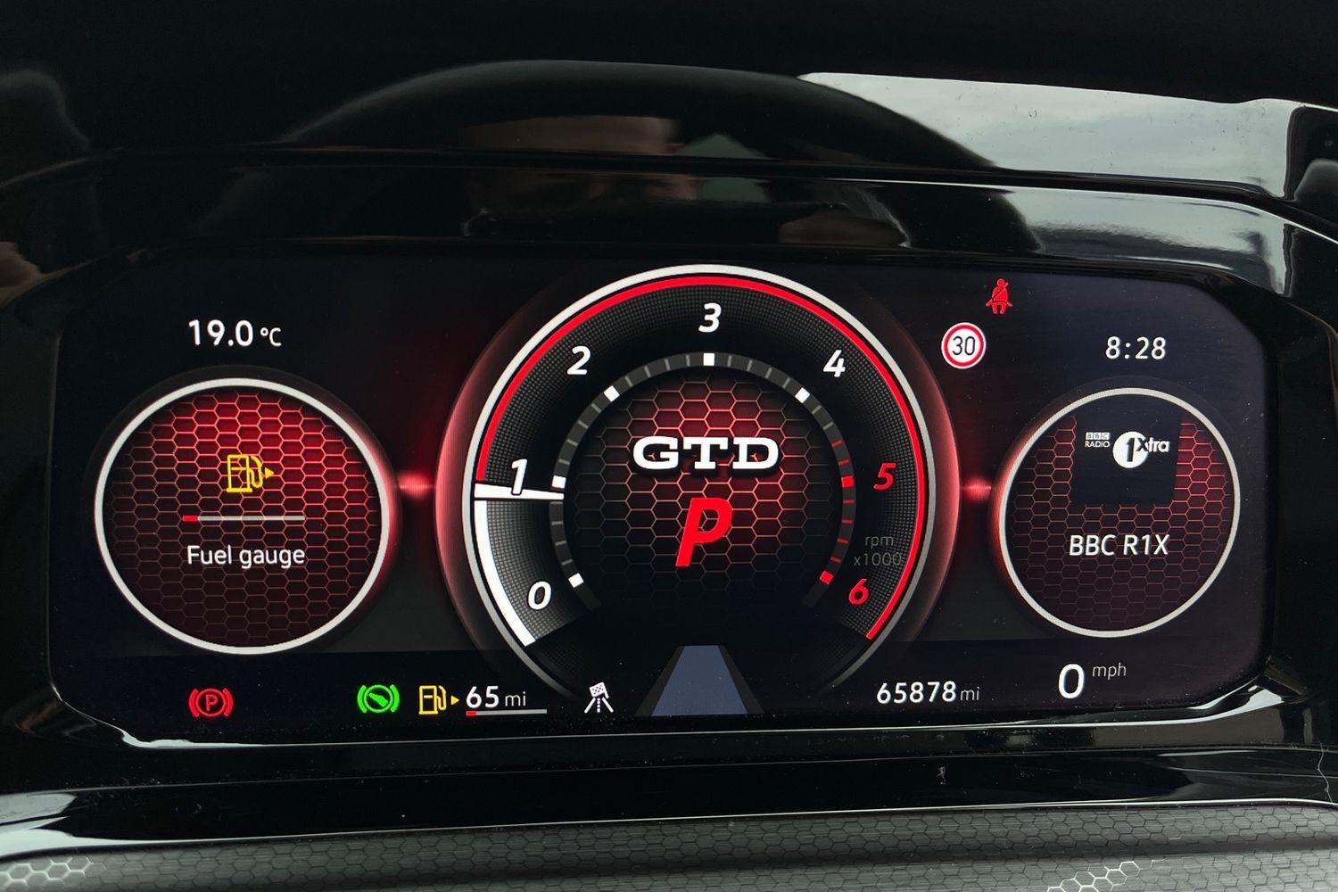 Volkswagen GOLF Photo 12