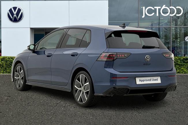 VOLKSWAGEN Golf Photo 3