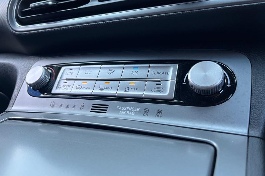 Hyundai KONA Photo autoimg-0d64a810f4a7324df5c3fdff6c4e7c4867065d44.jpg