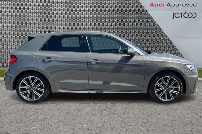 AUDI A1 Photo 4