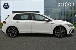 VOLKSWAGEN Golf Photo 4