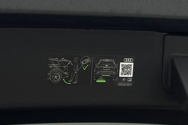 AUDI Q3 Photo 31