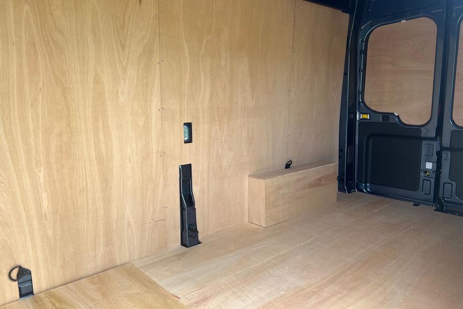 Used FORD TRANSIT WP75PLN 4