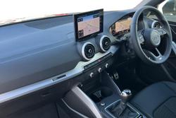 AUDI  Q2  Photo 2