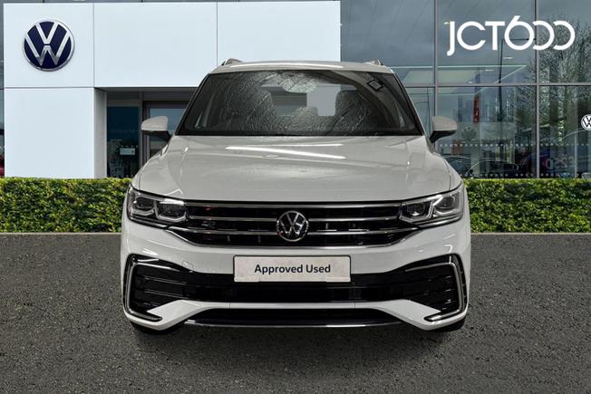VOLKSWAGEN Tiguan Photo 8