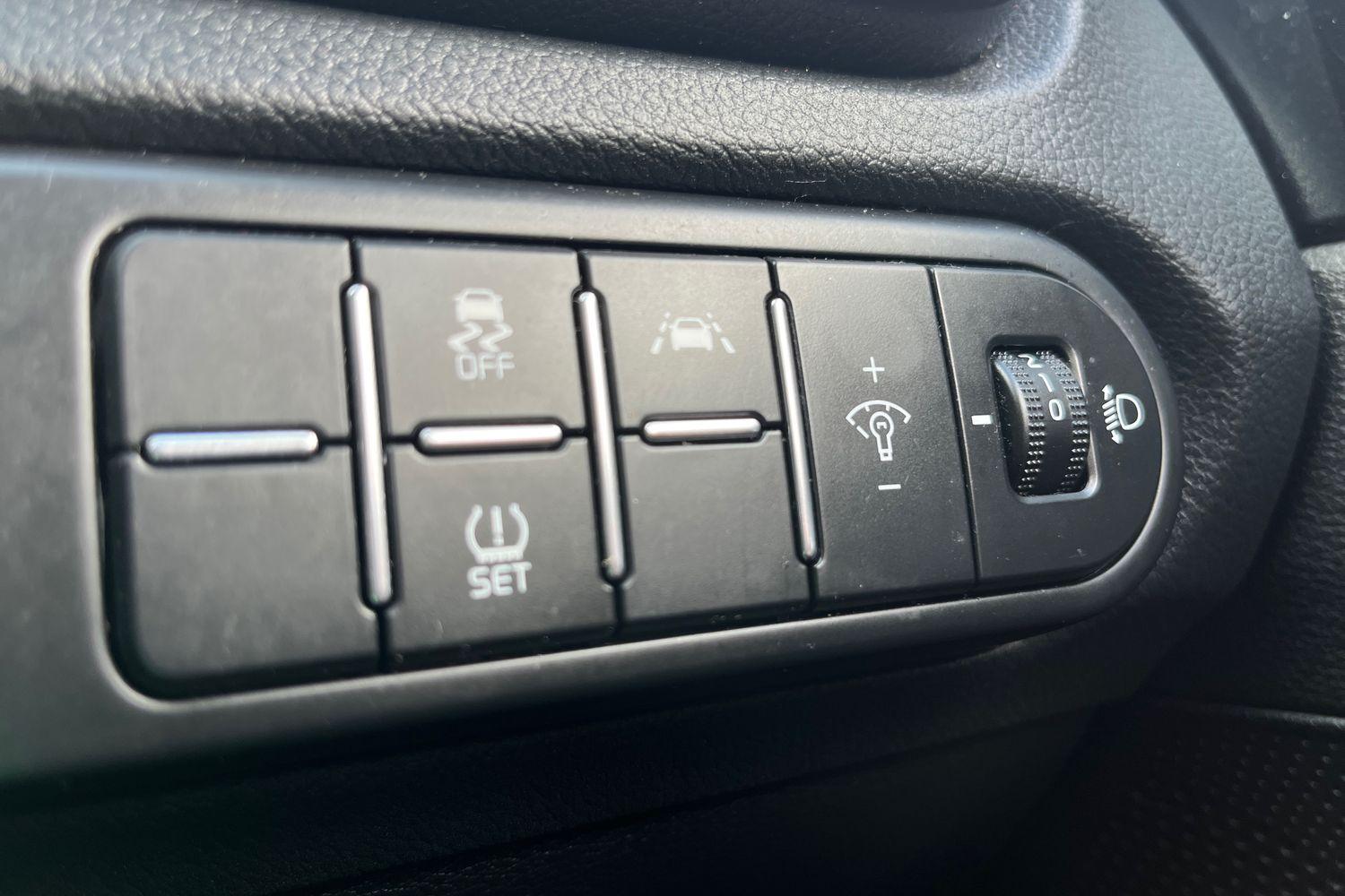 Kia XCEED Photo 23