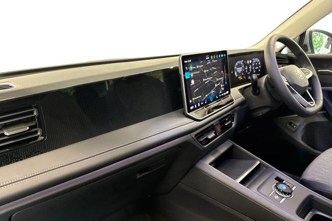 VOLKSWAGEN Tiguan Photo 2