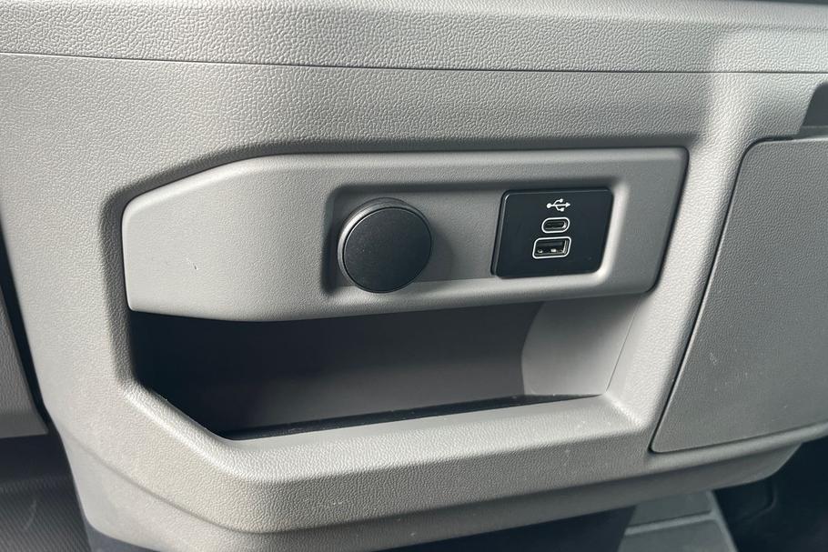 Used Ford E-TRANSIT CUSTOM WR26OFM 29