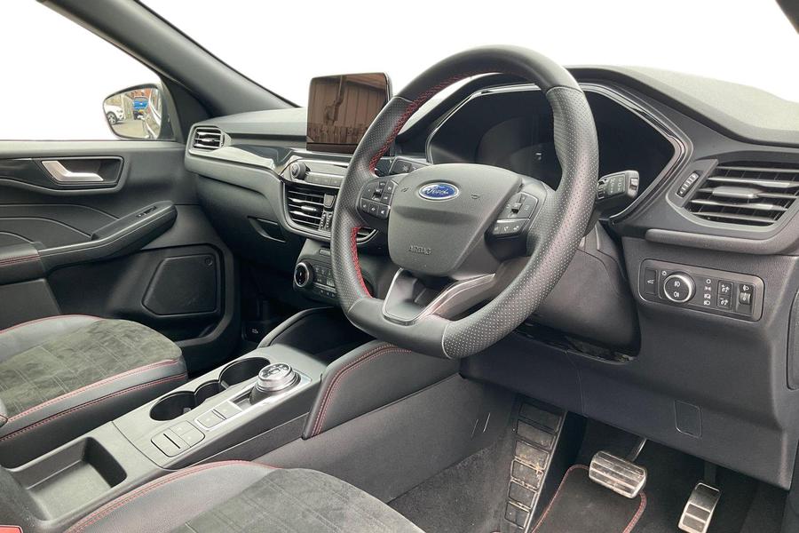 Ford KUGA Photo autoimg-0d7c509a7d491b8d83b2ad3c5fd7467296f09915.jpg