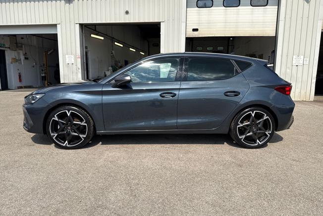 CUPRA Leon Photo 25