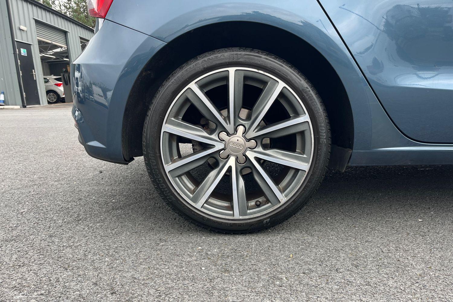 Audi A1 Photo 7