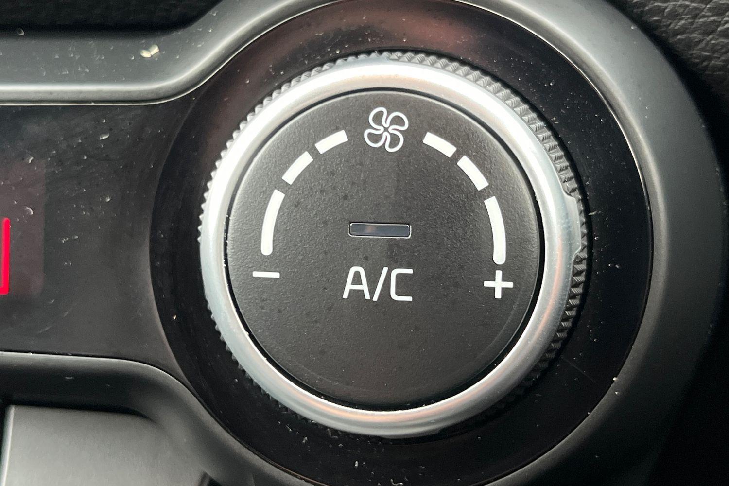 Kia Stonic Photo 31