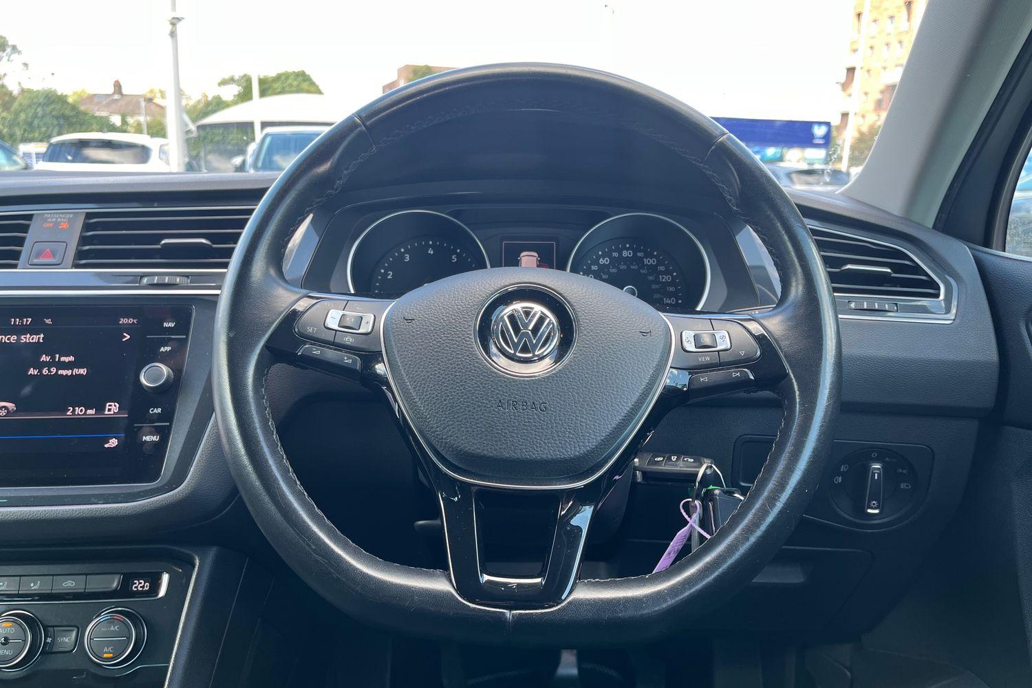 Volkswagen TIGUAN Photo 11