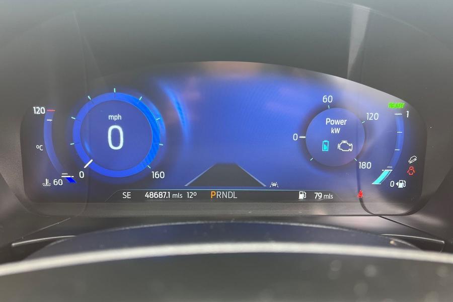 Ford KUGA Photo autoimg-0d83fd52377a30c22a57ff8c7c21715b2426a9bd.jpg