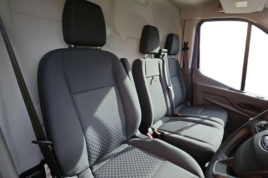 Used FORD TRANSIT WO25HRF 11