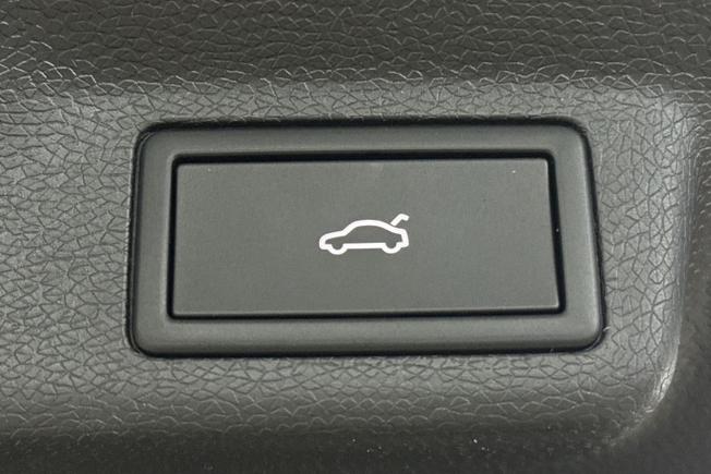 Volkswagen ID. Buzz Photo 33