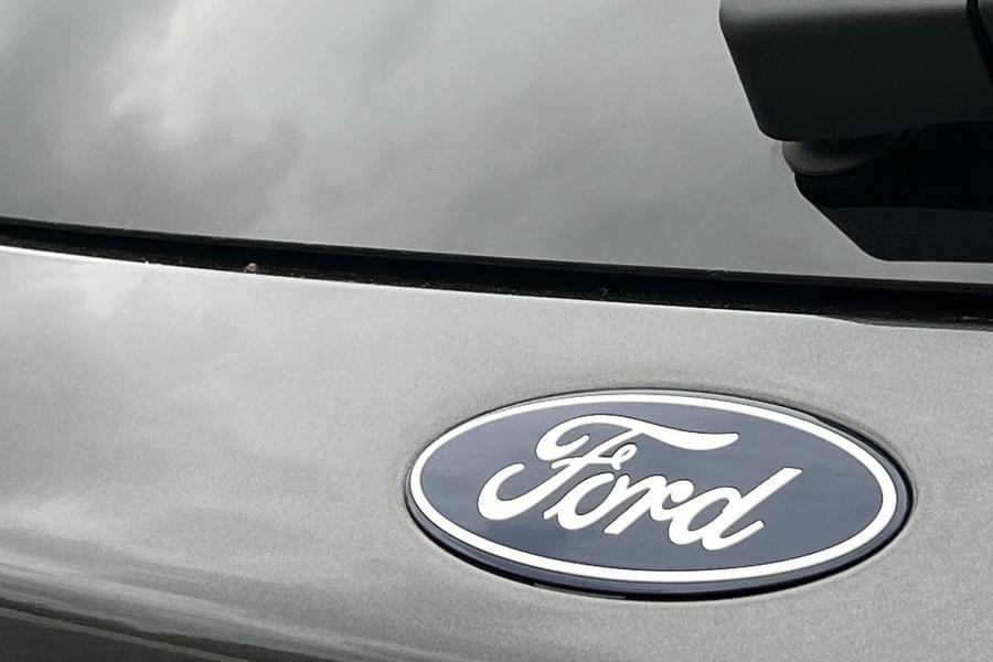 Ford KUGA Photo autoimg-0d9945d0c74030f862fc4794b83c6e8c26661fb2.jpg