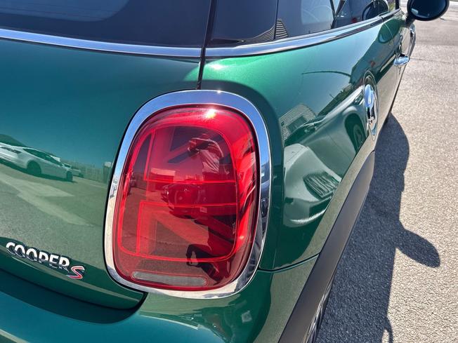 MINI Hatch Photo 18