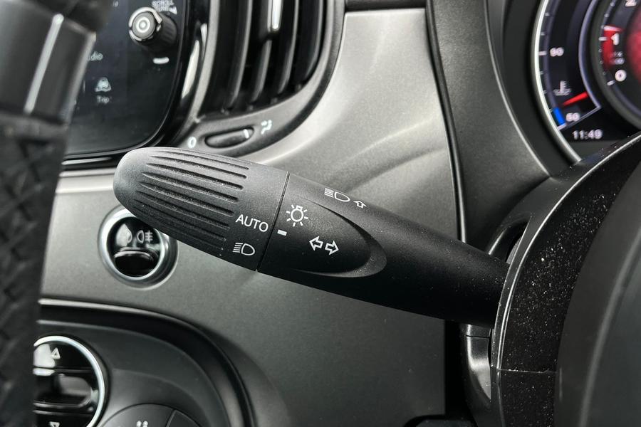 Abarth 595 Photo autoimg-0d9e0e97c7704dd5b3119496b5c6f098c731133b.jpg
