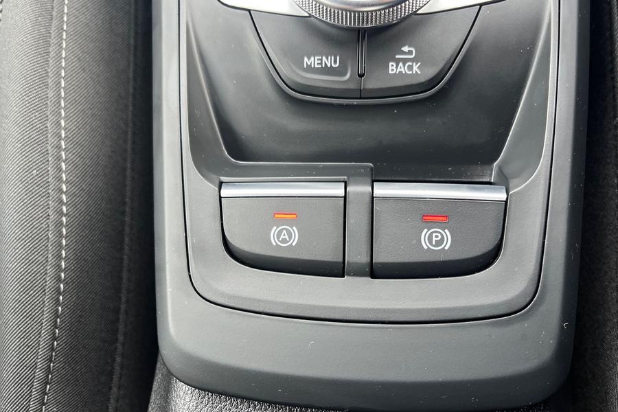 Audi Q2 Photo autoimg-0da1be6051ae64a61f9d98ed267d1cd8e3df1875.jpg