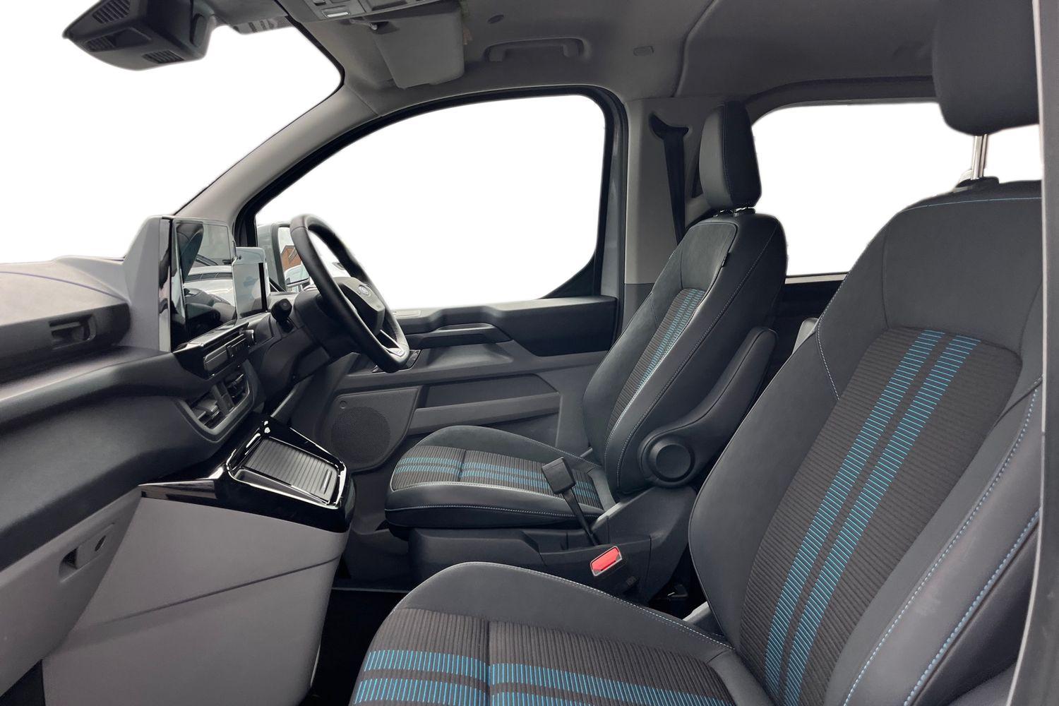 Ford TRANSIT CUSTOM Photo 9