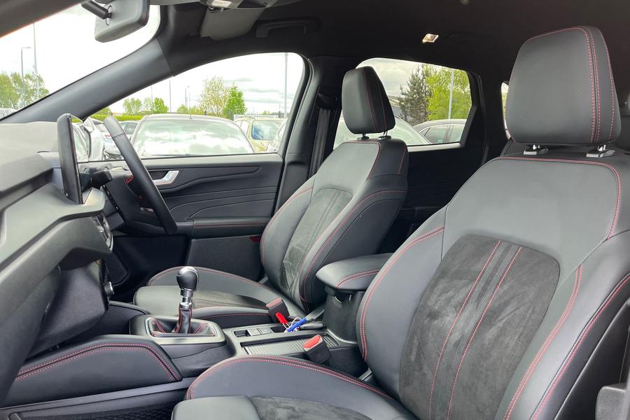 Ford Kuga Photo autoimg-0da5d8bc8a47928409161739d8664ccdb966e4d4.jpg