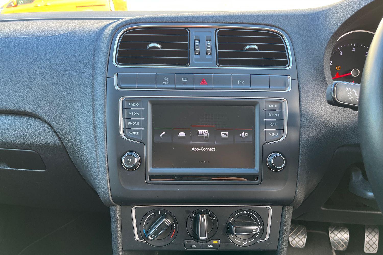 Volkswagen Polo Photo 32