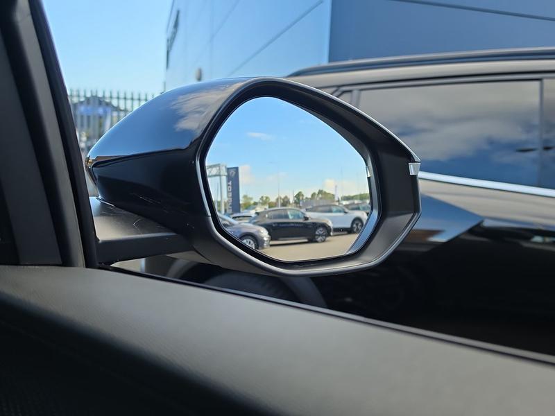 Used Peugeot 3008 LR24BHL 27