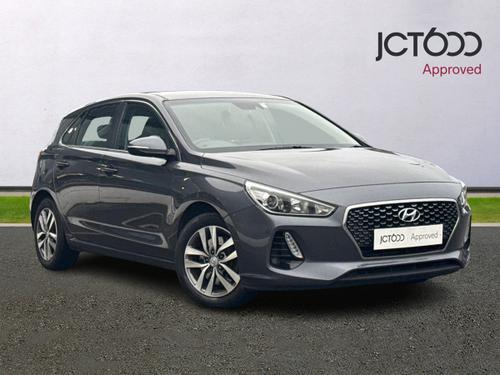 HYUNDAI i30 1.6 CRDi Blue Drive SE Nav Hatchback 5dr Diesel Manual Euro 6 (s/s) (110 ps)