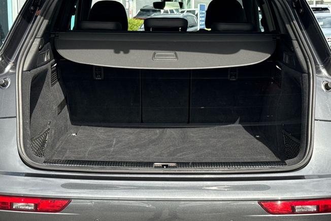 AUDI Q5 Photo 12