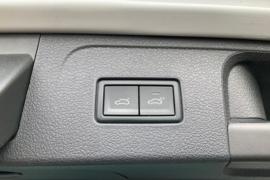 Volkswagen PASSAT Photo autoimg-0db32e873ca98fb4c1fc31be1fc94bb8af161ffb.jpg