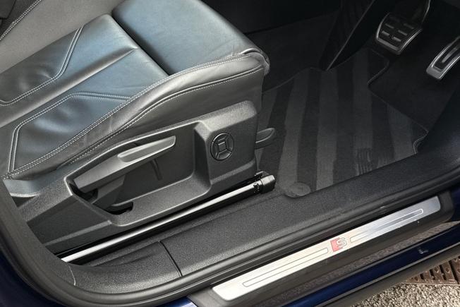 Audi Q3 Photo 33