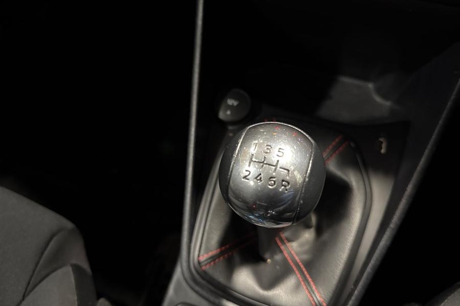 Ford FIESTA Photo autoimg-0db474683d2e643a6e63d6b038be264476f87585.jpg
