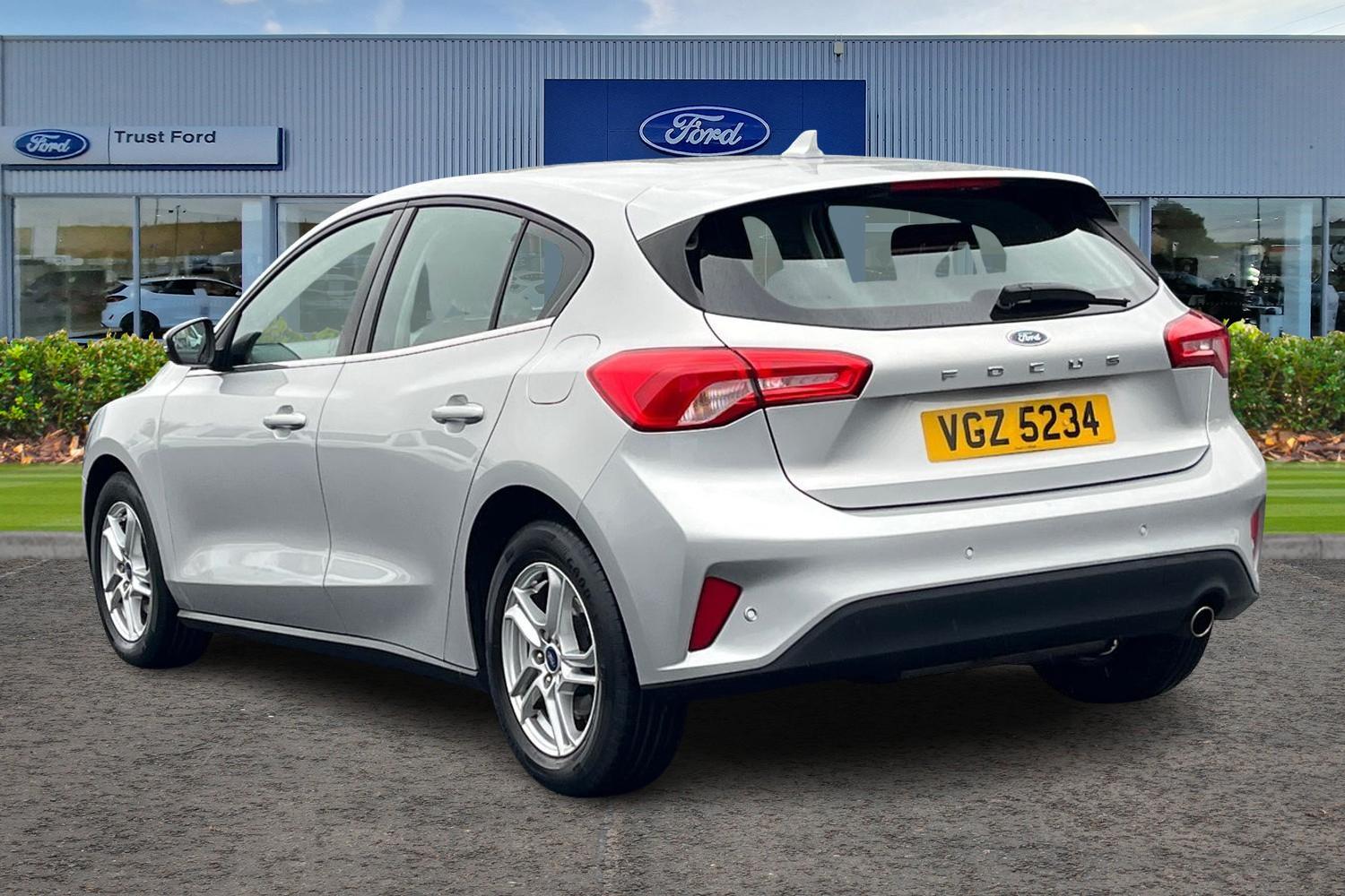 Ford FOCUS Photo 1