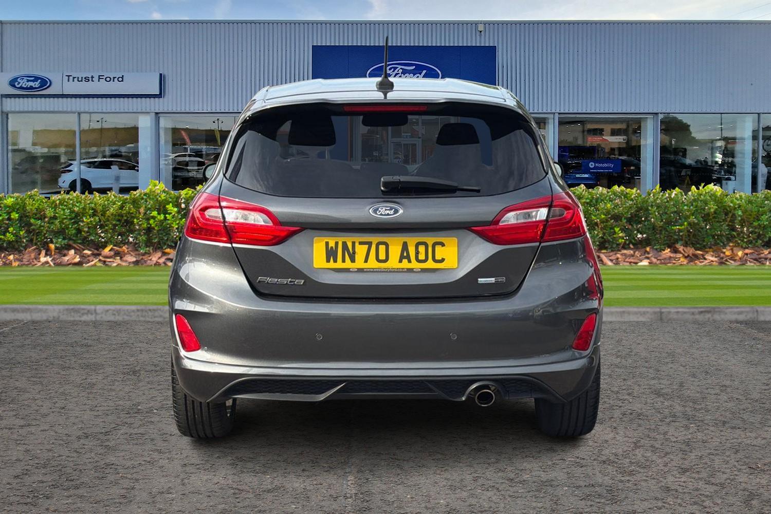 Ford FIESTA Photo 6